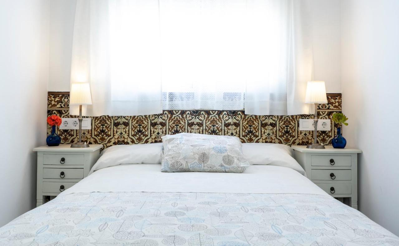 Hostal Trafalgar Barbate Eksteriør billede