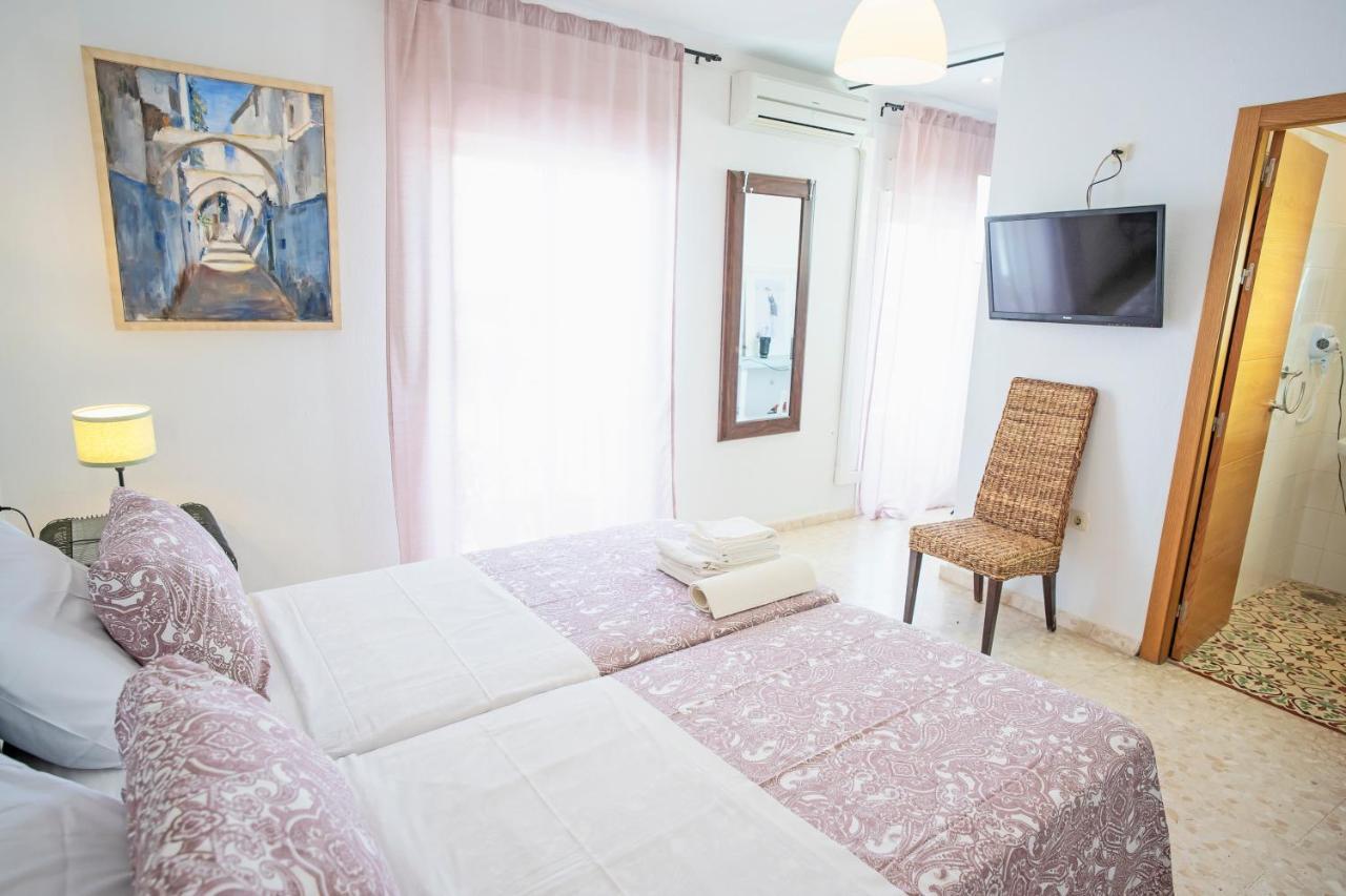 Hostal Trafalgar Barbate Eksteriør billede