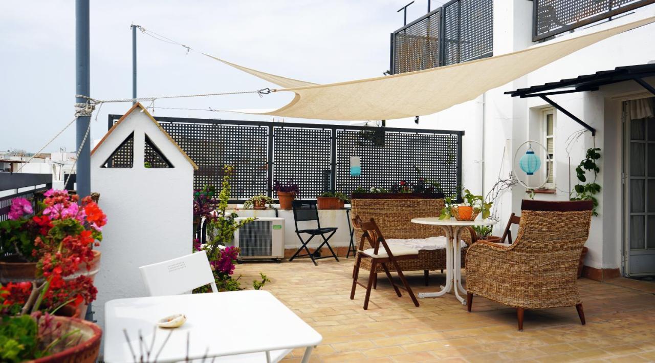 Hostal Trafalgar Barbate Eksteriør billede